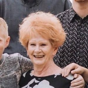 Meet your Posher, Linda